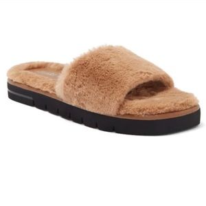 STUART WEITZMAN Elodie Chill Faux Fur Slide Sandals